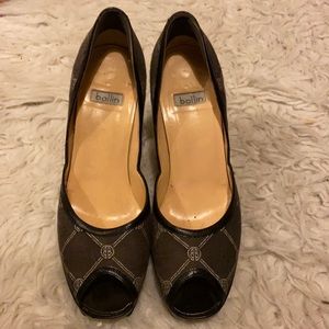 Edgy and classic Ballin vintage heels. Size 371/2 but fits closer to 71/2